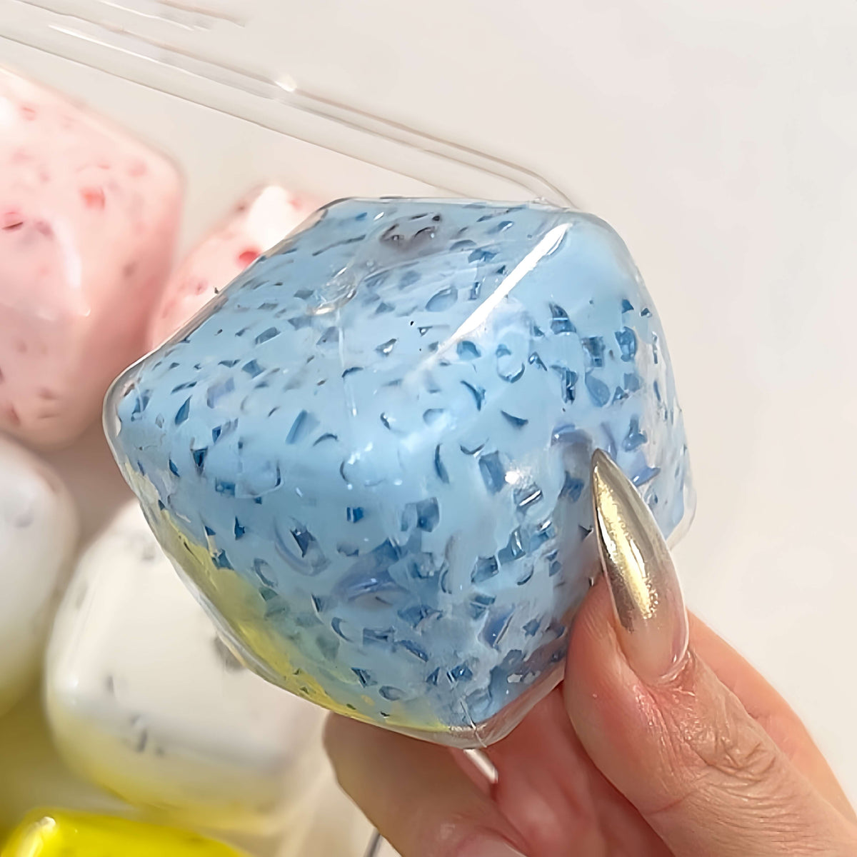 Squishies de cubos de yogur y dulces