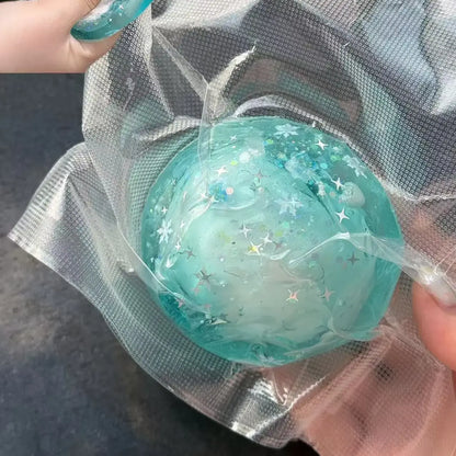 Pelota squishy artesanal con capa crujiente ASMR