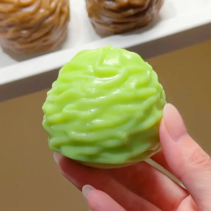 Squishy artesanal de profiterol y crema