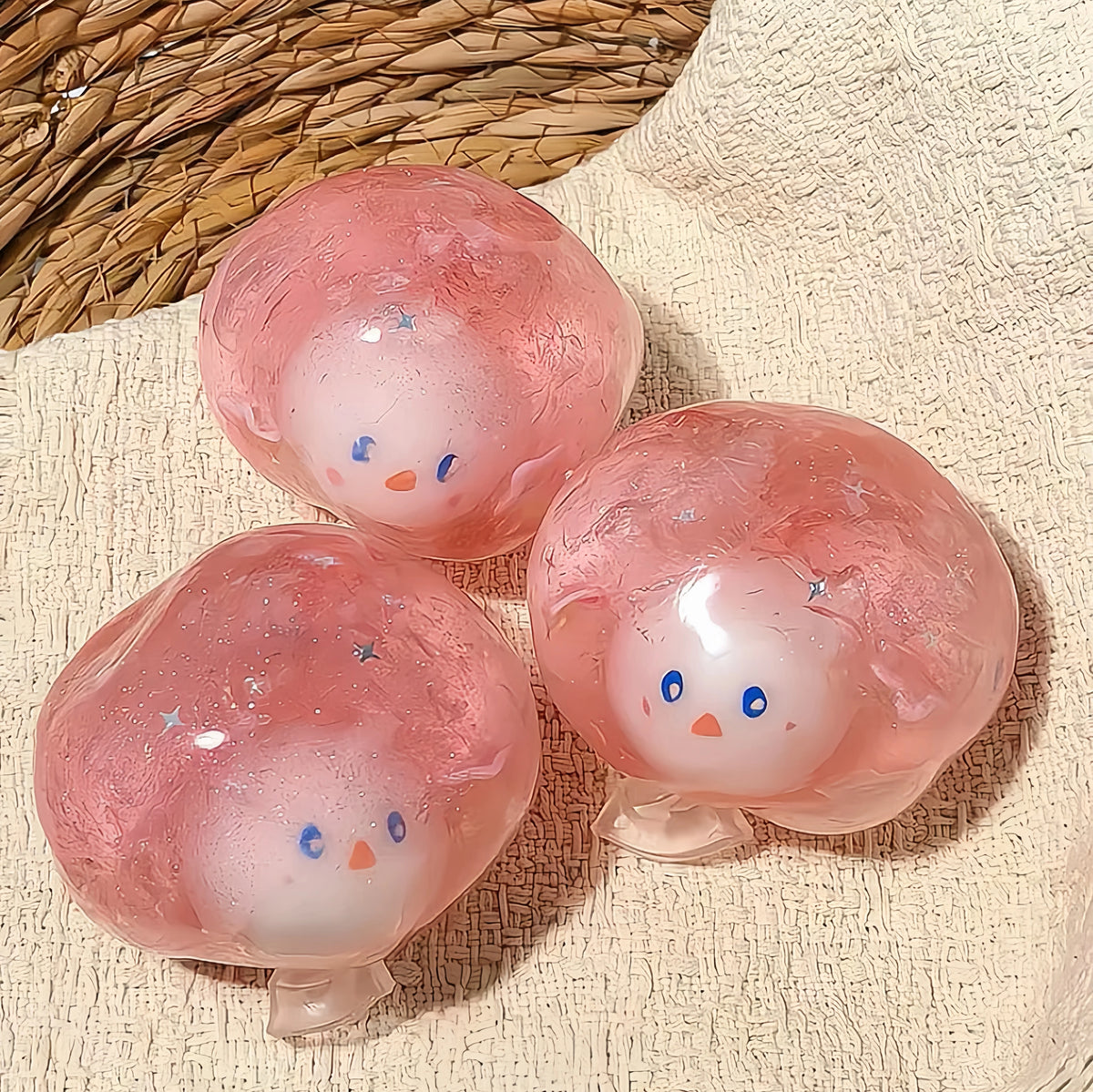 Crunchy Little Snowman Fruit Tea ASMR Squishy Ball