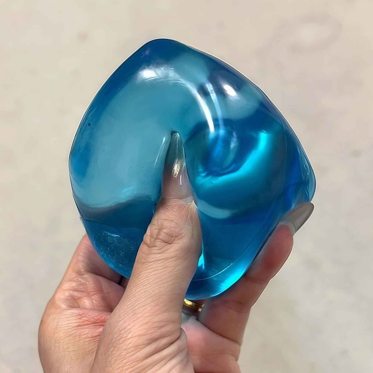 Squishy CHIBOKI de cubito de hielo azul