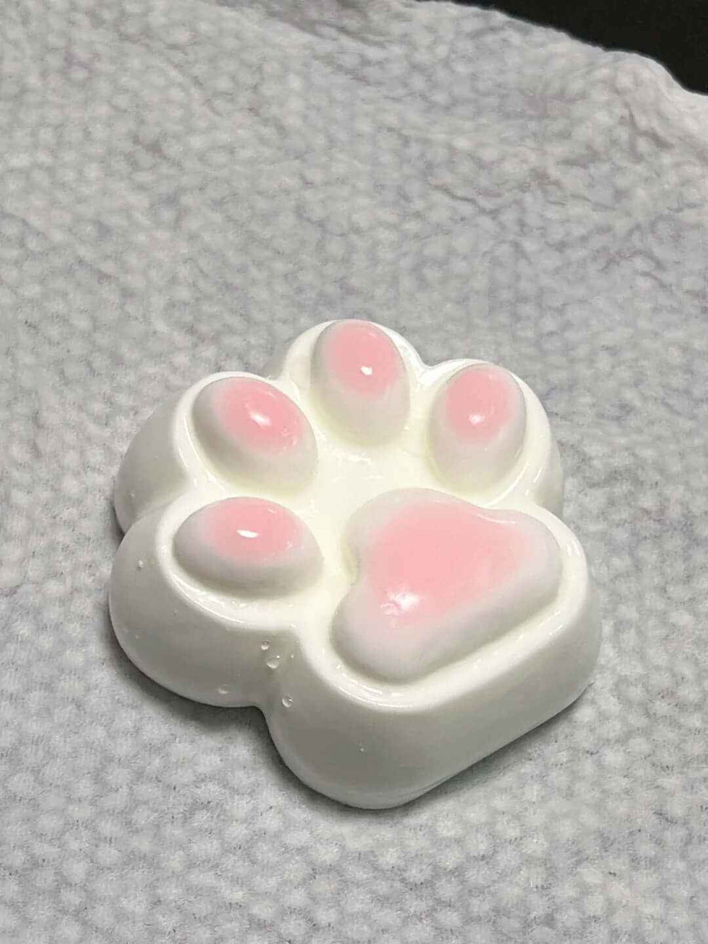 Squishy de pata de gato rosa grande
