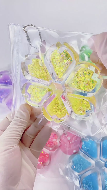 Squishy de corazón holográfico