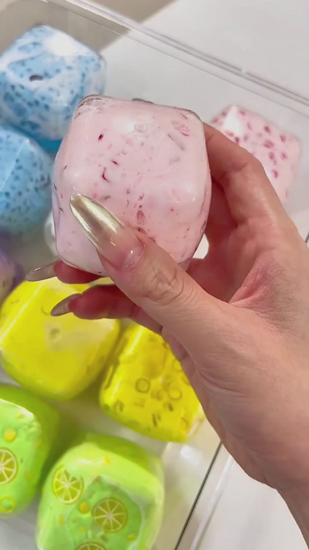 Squishies de cubos de yogur y dulces