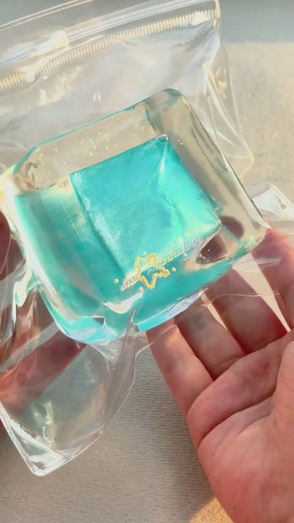 Squishy de bloque de hielo con arena fluida