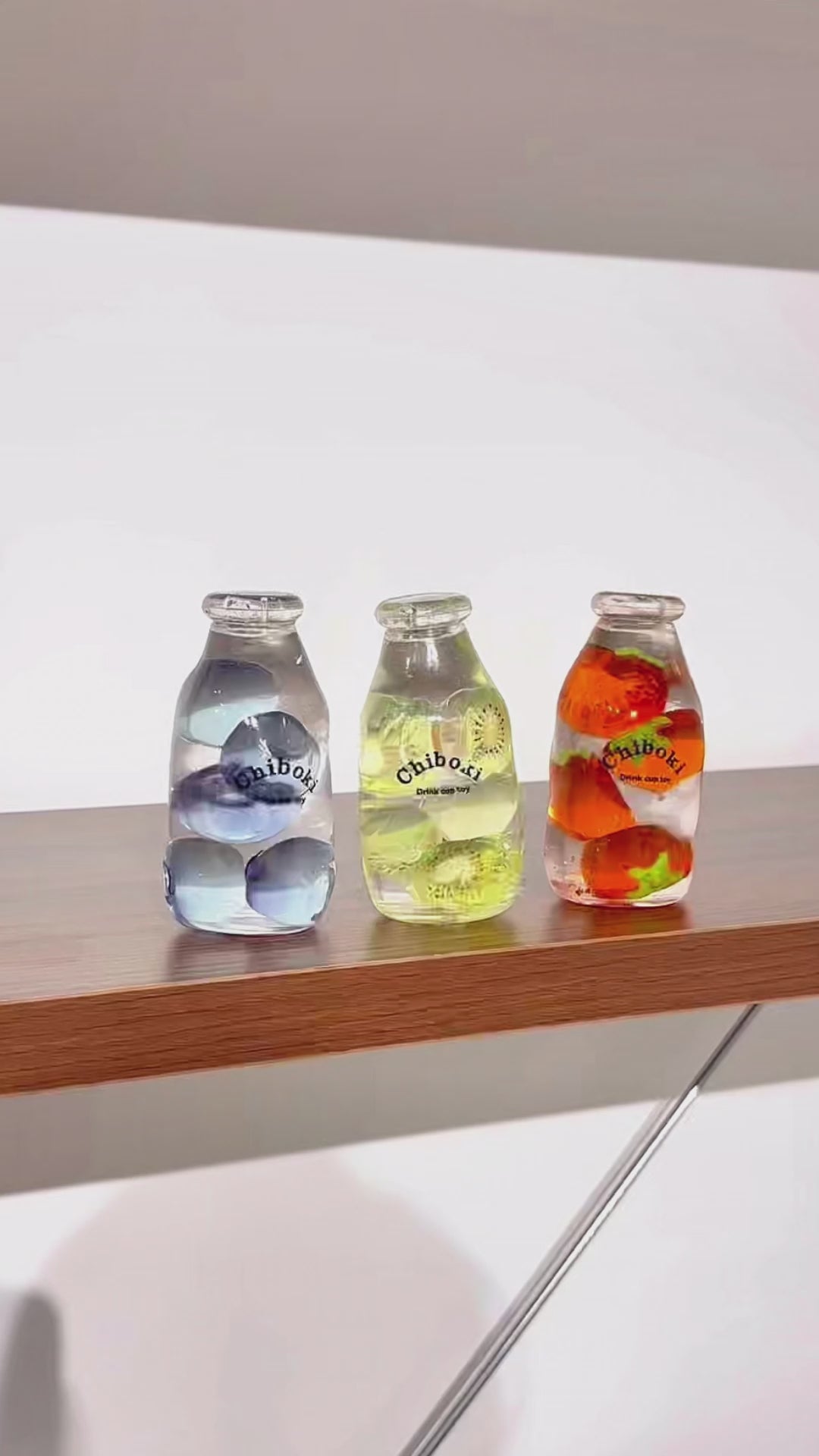 Squishies CHIBOKI de botellas cristalinas